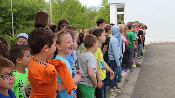 80 Kinder nahmen an der Übung teil.  Foto: Matthias Beetz