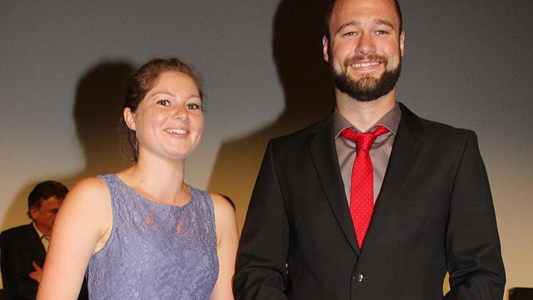 Susanne Brochmann schloss mit einem Notendurchschnitt von 1,27 im Bereich Lebensmittelverarbeitungstechnik die Schule in Kulmbach ab, Urs Kesselring aus der Schweiz lag mit einem Durchschnitt von 1,38 bei den Fleischtechnikern vorneSonny Adam