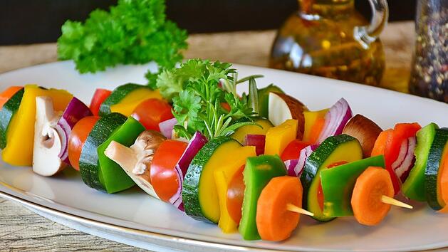 Die Zahl der Vegetarier und Veganer in Deutschland steigt.