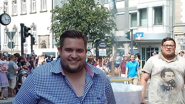Am Sonntag fand ein Festzug zum Bierstadel statt. Foto: Horst Wunner