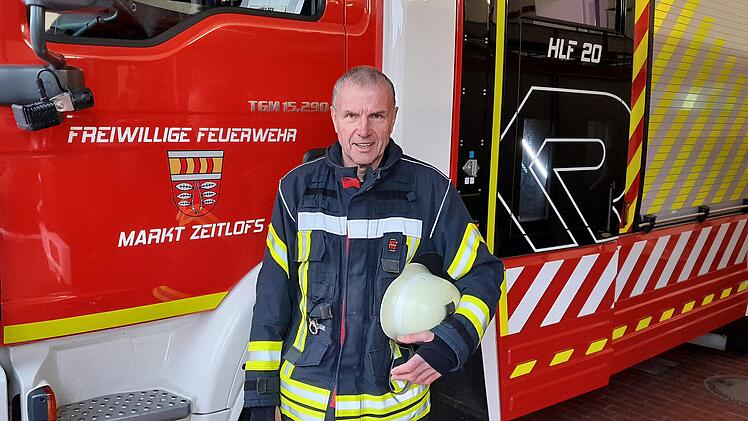 Zeitlofs: Topfit, aber zu alt - Feuerwehrmann muss an Geburtstag Dienst niederlegen
