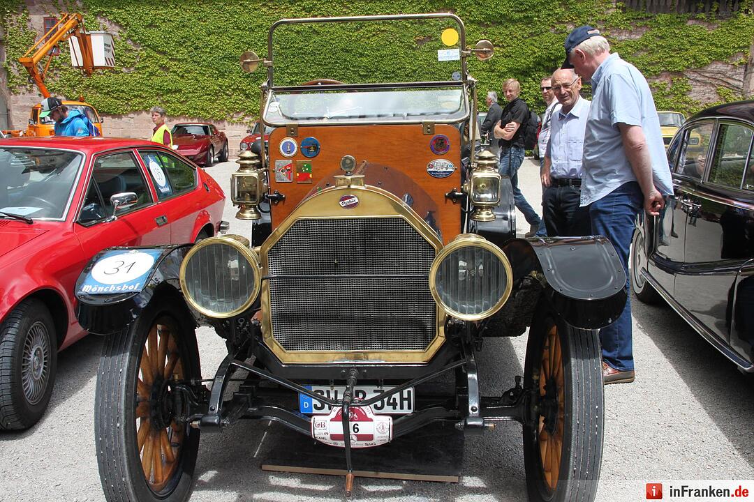 Oldtimertreffen auf der Kulmbacher Plassenburg