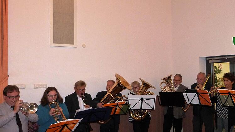 Der Posaunenchor Neuenmarkt Foto: Werner Rei&szlig;aus