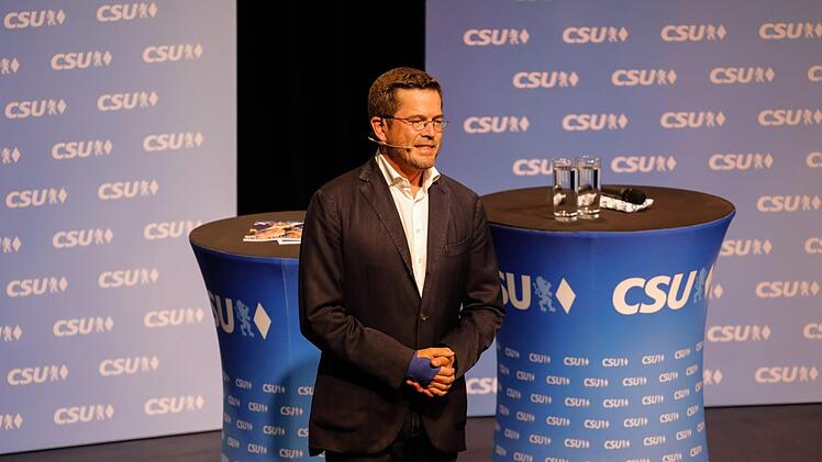 Impressionen von KT zu Guttenbergs erster Wahlkampfveranstaltung für die CSU in Kulmbach Foto: Matthias Hoch