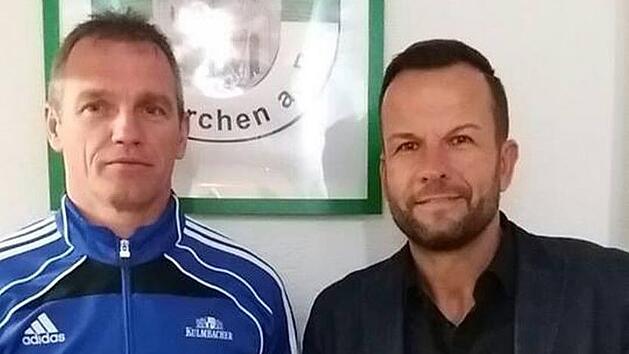Abteilungsleiter Mario Hofmann (l.) freut sich, dass Harald Gerstner zur neuen Saison das Traineramt beim TSV &uuml;bernimmt. Foto: TSV Neunkirchen