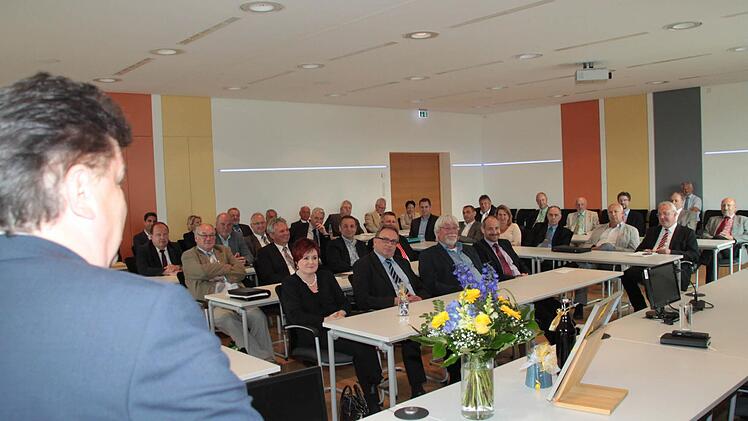 Landrat Söllner bei seiner Rede. Foto: Jürgen Gärtner