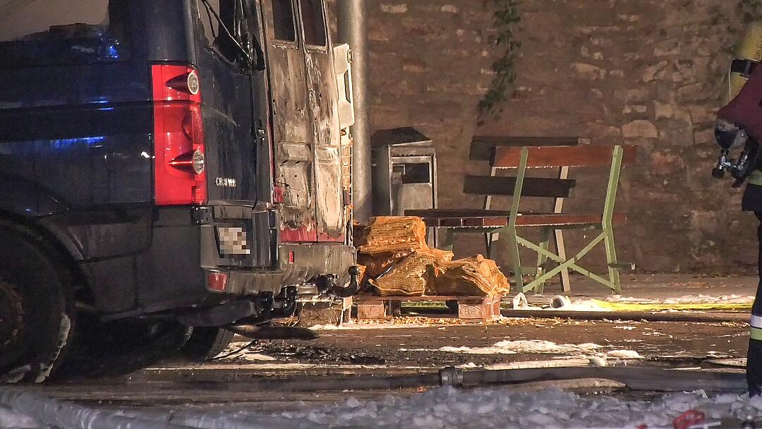 Würzburg: Feuer an Berufsschule - Brandstiftung?