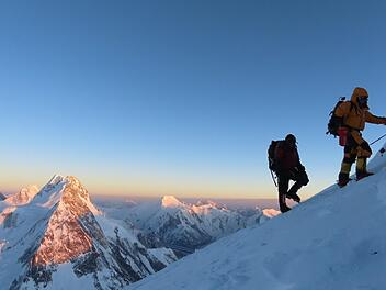 Am 25. Juli stand Herbert Hellmuth (rechts) auf dem Gipfel des K2 - als erster Deutscher seit 25 Jahren. privat