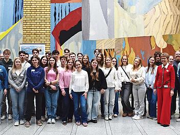 Erinnerungsbild an den Besuch von Schülerinnen und Schülern aus Hollfeld in Norwegen im Rahmen des Erasmus-Programms der EU.