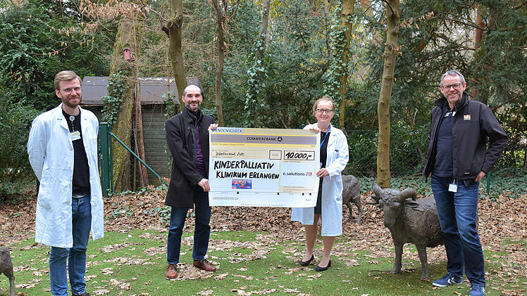 Uniklinik Erlangen: Unterst&uuml;tzung statt Sommerfest - 10.000 Euro an Kinderpalliativteam gespendet