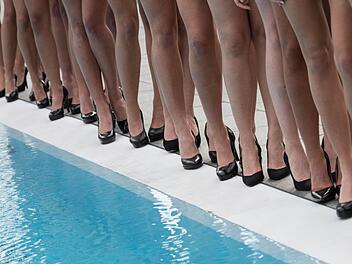 In Rust wird dieser Tage um die Krone der neuen "Miss Germany" gekämpft. Und angeblich geht es nicht mehr nur um schöne Beine. Foto: Patrick Seeger,dpa