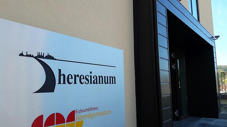 Nun können die Freunde des Theresianums aufatmen: Ein Träger ist gefunden. Foto: Anna Lienhardt