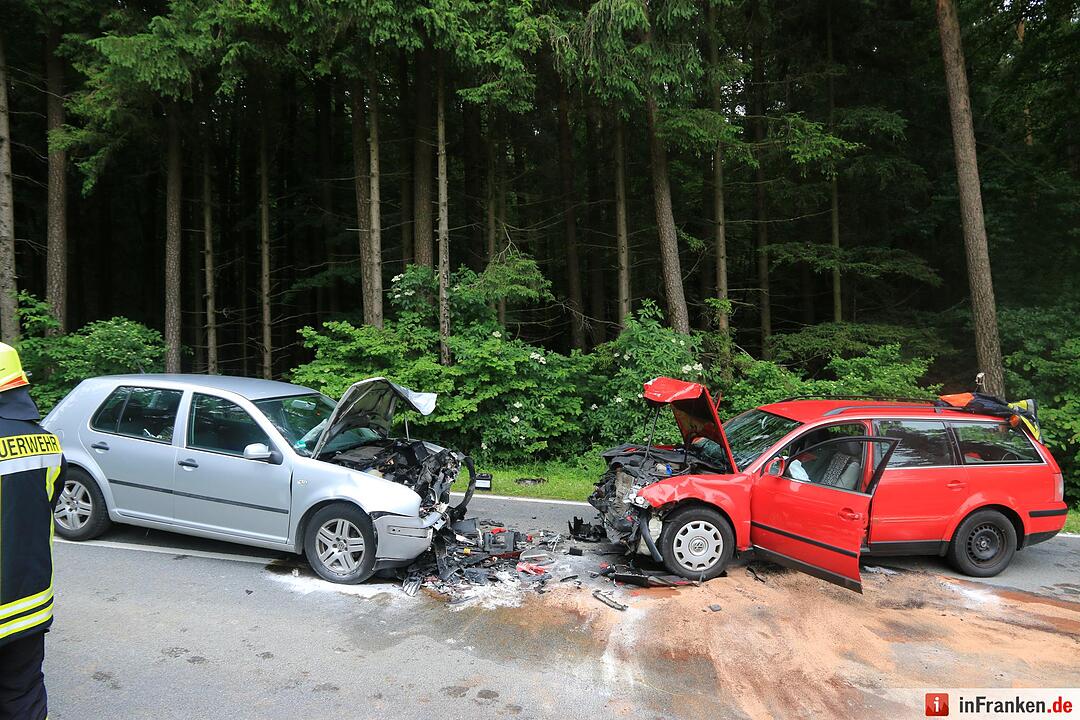 Unfall bei Roßdorf - drei Verletzte