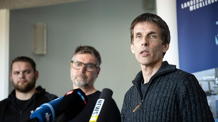 Pressekonferenz zum Buckelwal