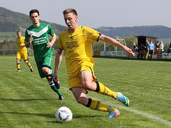 Bitter verlief die Vorbereitung für Markus Hammerand: Der Rückkehrer von der SpVgg Hüttenbach brach sich im ersten Testspiel des SV Ermreuth den Ellbogen, steigt nun aber langsam wieder ein.  Foto: Uwe Kellner