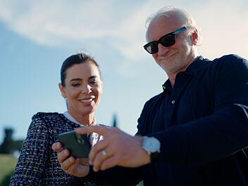 Rudi V&ouml;ller und seine aus Rom stammende Frau Sabrina sind seit 35 Jahren ein Paar.