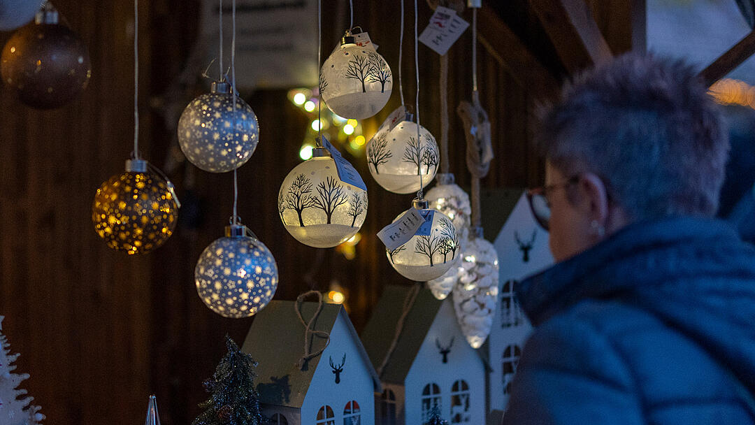 R&ouml;delsee, Traditioneller Weihnachtsmarkt rund um das Schloss
