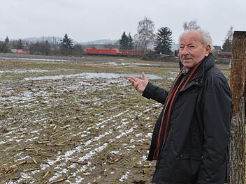 Die ICE-Trasse könnte den letzten Gärtnern Bambergs die wirtschaftliche Existenz rauben, fürchtet Pankraz Deuber.  Foto: Ronald Rinklef