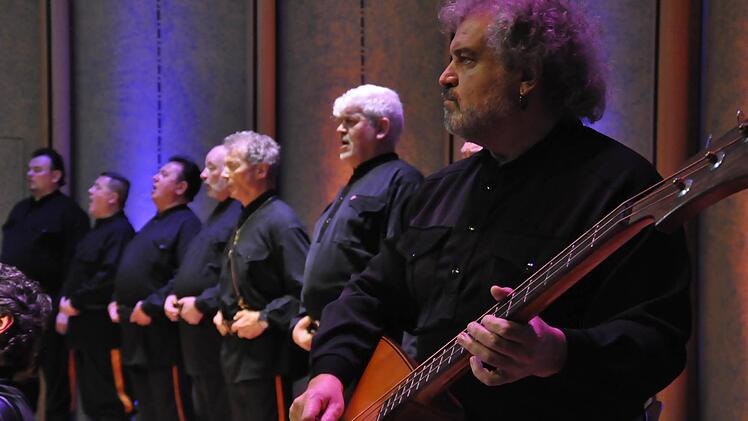 Der Schwarzmeer Kosaken-Chor gehört zur Königsklasse seines Genres.  Fotos: Peter Klopf