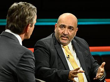 Bei "Markus Lanz" schlägt Omid Nouripour ernste Töne an, als es um die Situation in Amerika geht.