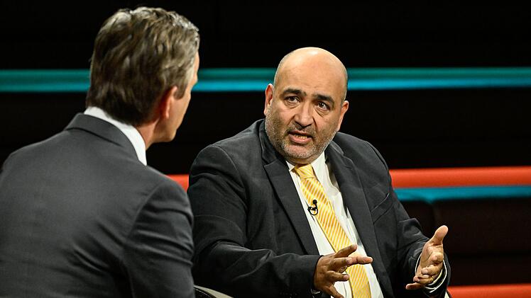 Bei "Markus Lanz" schlägt Omid Nouripour ernste Töne an, als es um die Situation in Amerika geht.