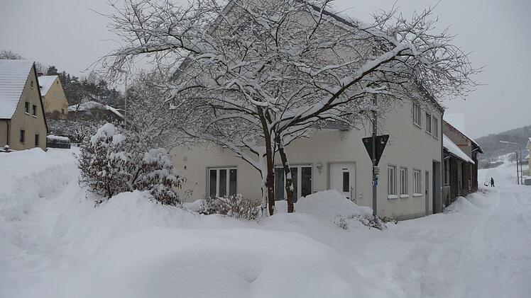 Schnee, wohin das Auge schaut am Münnerstädter Schindberg 2010. Foto: Heike Beudert