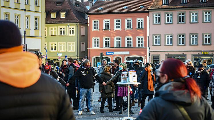 "Stay Awake Bamberg": Corona-Demo in Bamberg am 6. März 2021