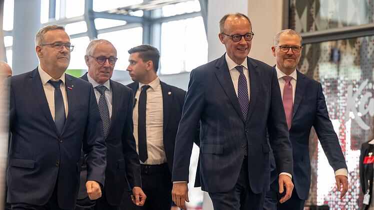 Spitzenverb&auml;nde der Wirtschaft mit Merz