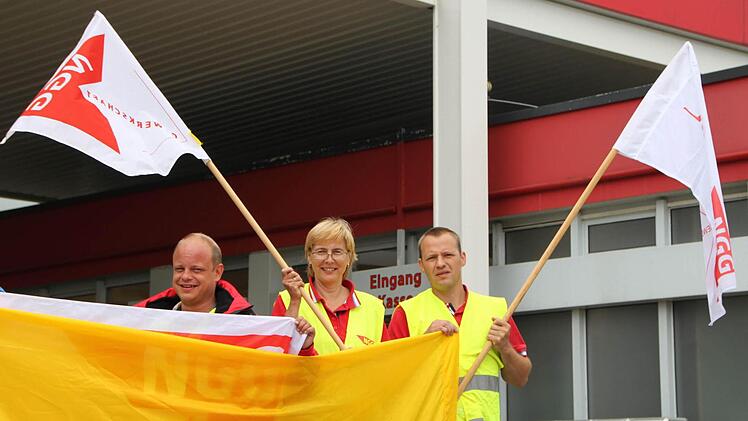 Sie wollen Druck in den laufenden Tarifverhandlungen mit Autogrill Deutschland, dem Pächter der Rastanlage, machen.