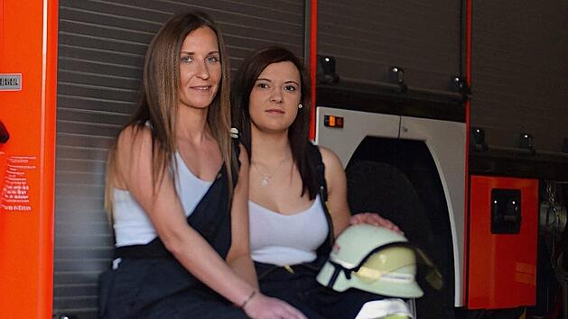 "Frauenpower": Kalender der Feuerwehr-Damen Burgkunstadt - Bildergalerie