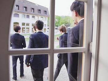 Die Reportage "Y-Kollektiv: Die teuerste Schule der Welt" zeigt Einblicke in das Elite-Internat Le Rosey in der Schweiz.