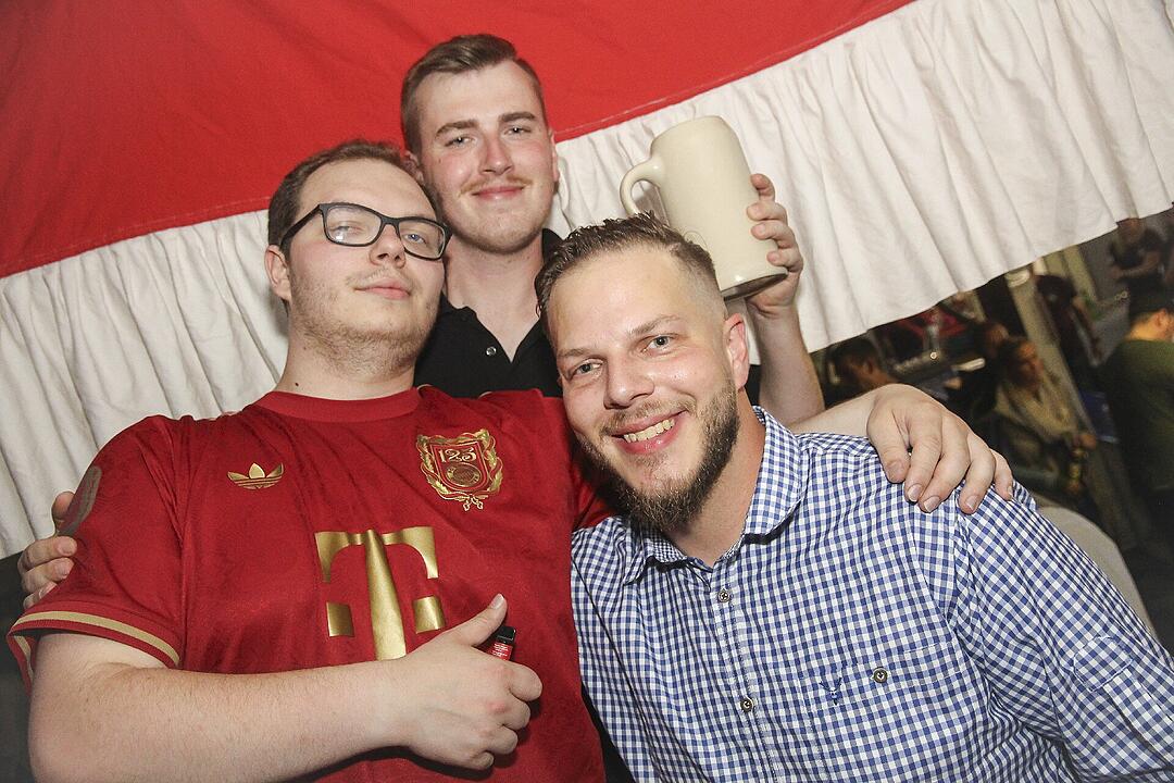 Heavy Volxmusic in Dörfleins!