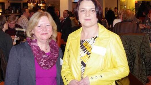Elisabeth Müller (l.) und Anita Schmitt haben den Neubürger-Stammtisch gegründet. Sie haben seinerzeit auch ihre eigene Erfahrungen gemacht. Foto: Klaus Werner