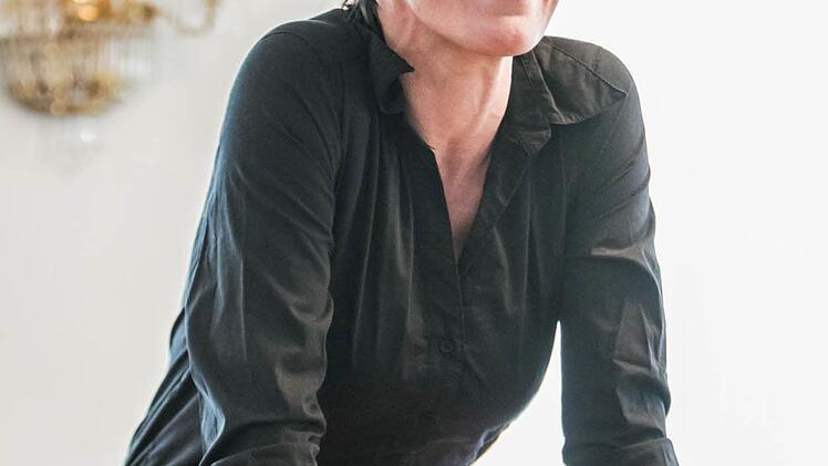 Impressionen von Anja Lenßens Brecht-Programm beim Rodacher RückertkreisFoto: Jochen Berger