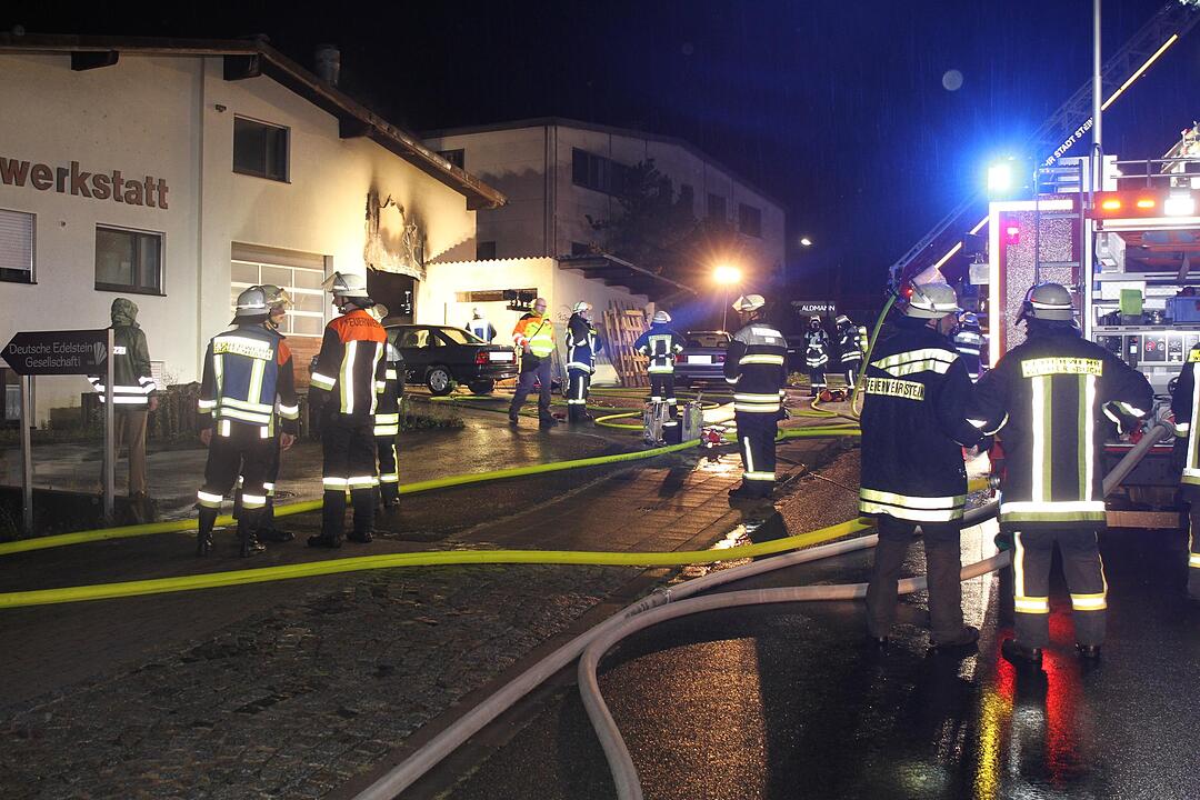 Stein bei Nürnberg: Brand in einer Schreinerei – hoher Sachschaden