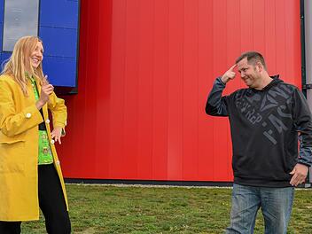 Demokratin Cara Koehler und Republikaner Ryan Evans Ronald Rinklef