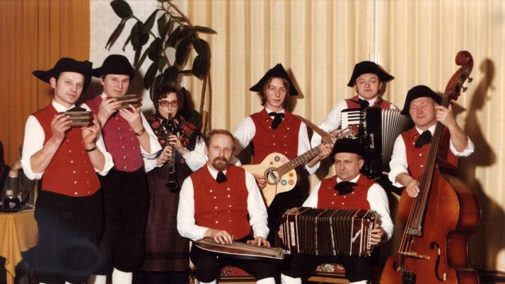 Die Trachtenmusiker 1975 Foto: privat