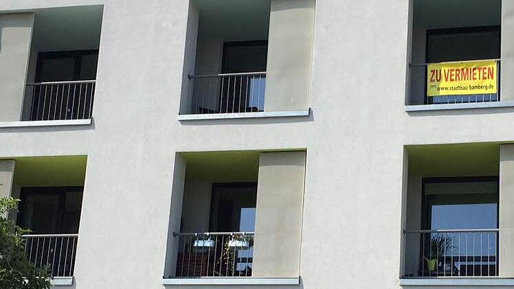Wohnheim der Stadtbau auf der Erba: Auch hier stehen neu gebaute Wohnungen leer.