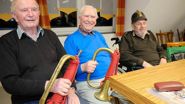 Ludwig Fürst (von links), Werner Faust und Bruno Koberstein erinnerten sich an alte Zeiten. Foto: Gerd Schaar