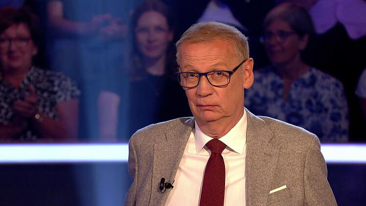 G&uuml;nther Jauch zeigte sich bei "Wer wird Million&auml;r?" (RTL) sarkastisch-kritisch gegen&uuml;ber dem t&uuml;rkischen Strafrecht.