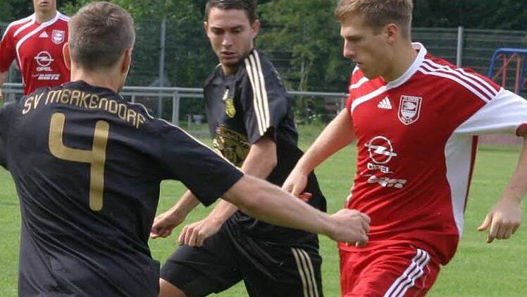 Der Eberner Spielführer Christian Ammon (rechts) gehört mit sechs Treffern zu den torgefährlichsten Spielern seiner Mannschaft.
