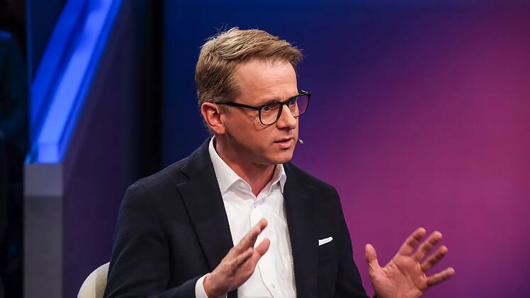 CDU-Generalsekret&auml;r Carsten Linnemann verteidigte bei "Maischberger" die Beschl&uuml;sse der Koalition, forderte aber auch weitere Reformen.