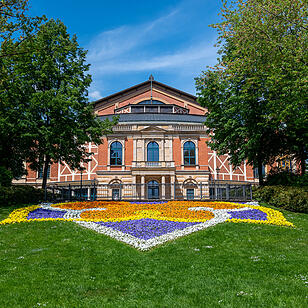 Es gehört zu den größten Opernbühnen der Welt