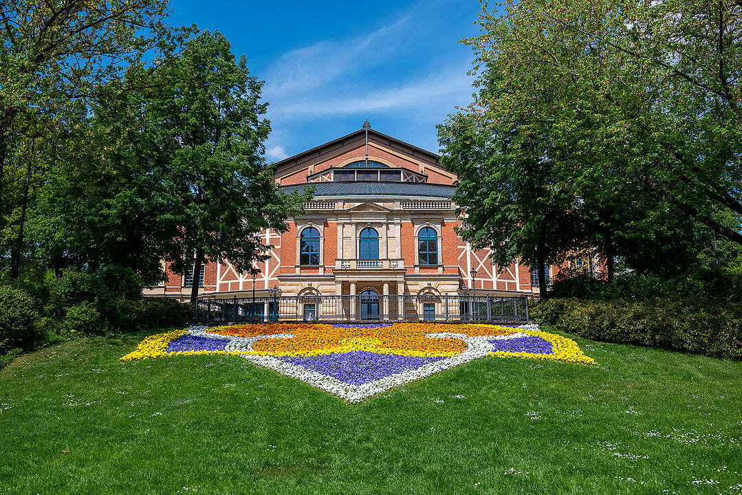 Es gehört zu den größten Opernbühnen der Welt