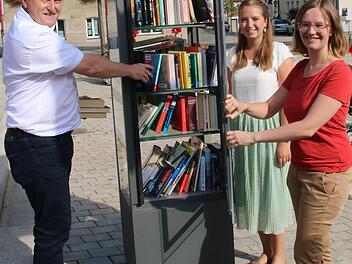 Dank der kommunalen Allianz gibt es in Maßbach seit 2020 Bücherschränke. Foto: Dieter Britz