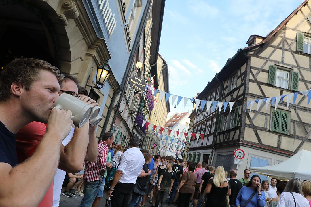 Bamberg; erster Tag mit Bieranstich der Sandkirchweih; Foto: Barbara Herbst