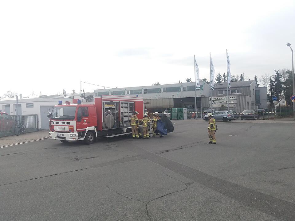 Gasaustritt in Fürth: Polizeieinsatz auf Firmengelände