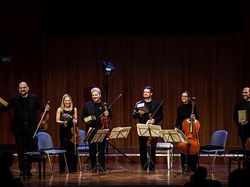 Begeisterten Applaus erhielt das Sestetta Stradivari beim Gastspiel im Coburger Kongresshaus Rosengarten.Foto: Jochen Berger