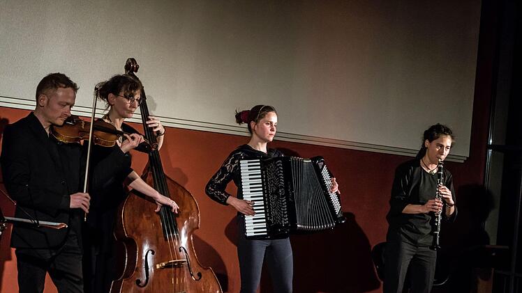 Impressionen vom Auftritt des Klezmer-Quartetts Sher on a Shier in CoburgFoto: Jochen Berger
