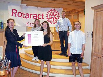 RC-Pr&auml;sidentin Dr. Kerstin Sperschneider, Sekret&auml;rin Emily M&uuml;ller, Rotaract-Gr&uuml;ndungspr&auml;sidentin Sophia Wagner, Gr&uuml;ndungsbeauftragter Jens Schick und Vizepr&auml;sident Jacob Schick (von links)